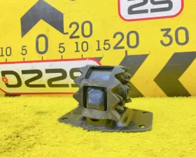 Подушка коробки передач Toyota