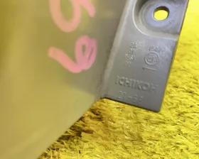 Стоп-сигнал Toyota