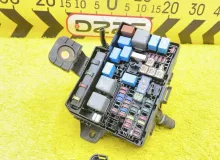 Блок предохранителей TOYOTA COROLLA FIELDER 2013 8274152100 NKE165G 1NZFXE, передний