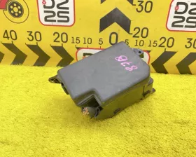 Блок предохранителей Toyota