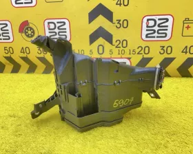 Блок предохранителей Toyota