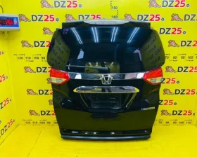 Стекло двери багажника Honda
