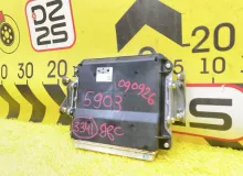 Блок управления двс TOYOTA HIACE 2011 8966126G00 KDH206V 1KDFTV, передний