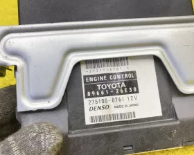 Блок управления двс Toyota