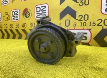 Кронштейн вискомуфты TOYOTA HILUX SURF 2004 1630762030 VZN215W 5VZFE, передний