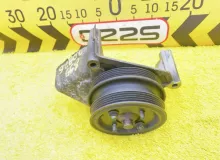 Кронштейн вискомуфты TOYOTA HILUX SURF 2004 1630762030 VZN215W 5VZFE, передний