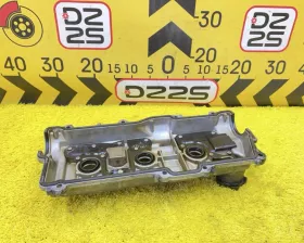 Клапанная крышка Toyota