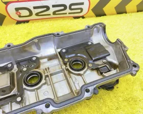 Клапанная крышка Toyota