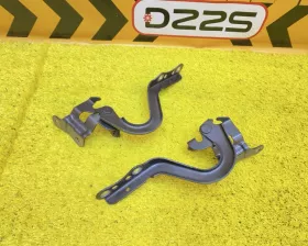 Петля капота TOYOTA