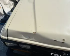 Капот Toyota
