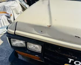 Капот Toyota