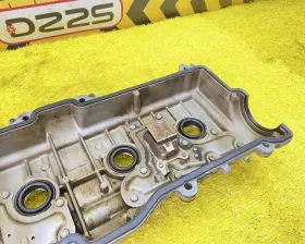 Клапанная крышка Toyota