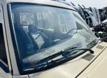 Лобовое стекло TOYOTA LAND CRUISER 1985 HJ60LG 2H, переднее
