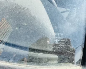 Лобовое стекло Toyota
