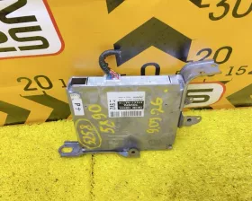 Блок управления двс Toyota