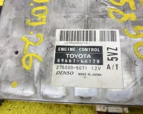 Блок управления двс Toyota