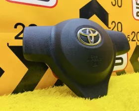 Подушка безопасности водителя Toyota