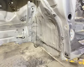 Лонжерон TOYOTA