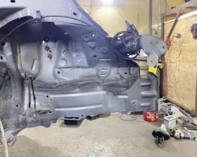 Лонжерон TOYOTA