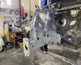 Лонжерон TOYOTA