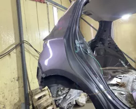 Крыло заднее TOYOTA