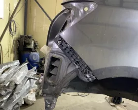 Крыло заднее TOYOTA