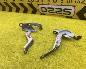 Петля капота Toyota
