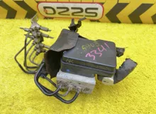 Блок abs TOYOTA HIACE 2011 4405026112 KDH206V 1KDFTV, передний