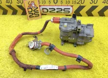 Компрессор кондиционера TOYOTA SIENTA 2015 8837052012 NHP170G 1NZFXE, передний