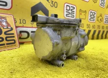 Компрессор кондиционера LEXUS CT200H 2012 8837047050 ZWA10 2ZRFXE, передний
