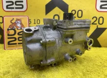 Компрессор кондиционера TOYOTA ESQUIRE 2015 8837028030 ZWR80G 2ZRFXE, передний