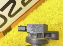 Катушка зажигания TOYOTA COROLLA FIELDER 2013 9091902265 NKE165G 1NZFXE, передняя