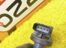 Катушка зажигания TOYOTA COROLLA FIELDER 2013 9091902265 NKE165G 1NZFXE, передняя