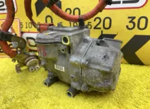 Компрессор кондиционера TOYOTA COROLLA FIELDER 2013 8837012010 NKE165G 1NZFXE, передний