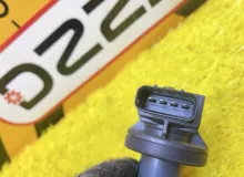 Катушка зажигания TOYOTA COROLLA FIELDER 2013 9091902265 NKE165G 1NZFXE, передняя