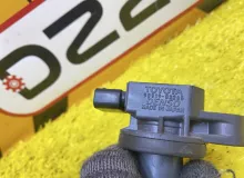 Катушка зажигания TOYOTA SIENTA 2015 9091902265 NHP170G 1NZFXE, передняя