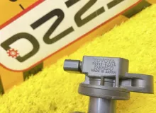 Катушка зажигания TOYOTA SIENTA 2015 9091902265 NHP170G 1NZFXE, передняя