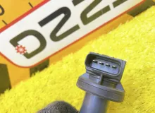 Катушка зажигания TOYOTA SIENTA 2015 9091902265 NHP170G 1NZFXE, передняя