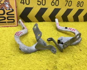 Петля капота TOYOTA