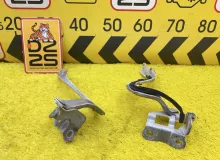 Петля капота TOYOTA ESQUIRE 2015 5342028100 ZWR80G 2ZRFXE, передняя