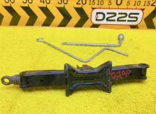 Поддомкратник/ домкрат TOYOTA VITZ 2012|Цвет 1G3 0911112230 NSP135 1NRFE, задний
