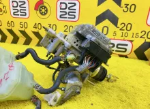 Главный тормозной цилиндр TOYOTA COROLLA FIELDER 2013 4705012200 NKE165G 1NZFXE, передний