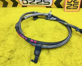 Тросик ручника Toyota