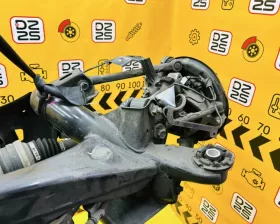 Задняя балка Toyota