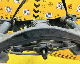 Задняя балка Toyota