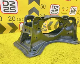 Задняя балка Toyota