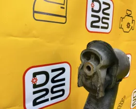 Задняя балка Toyota