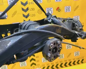 Задняя балка Toyota