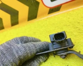 Датчик корректора фар TOYOTA