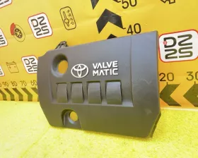 Пластиковая крышка на двс TOYOTA